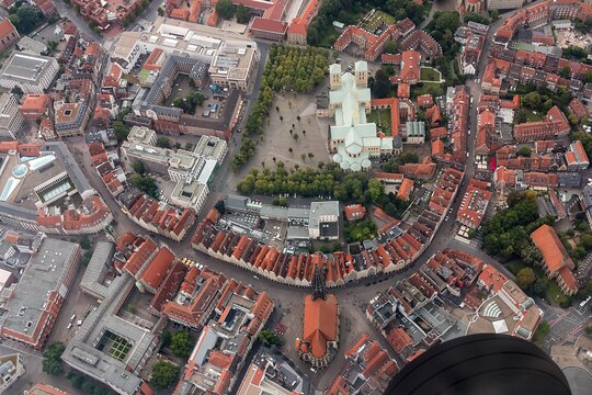 Private Sightseeing Flight above Münster — photograph 5