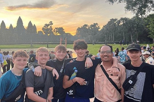 Explore Private Tour in Angkor Wat — Foto 3