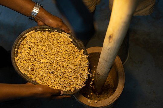 Kigali: Traditional Coffee Experience ( Bean to Brew) — photograph 2