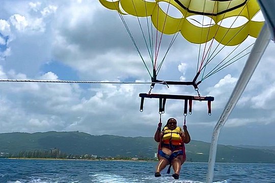 Montego Bay: Private Parasailing Experience with Optional Pickup — photograph 4