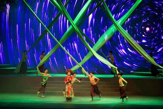 Exploring Beautiful Charming Da Nang Show Ticket — photograph 5