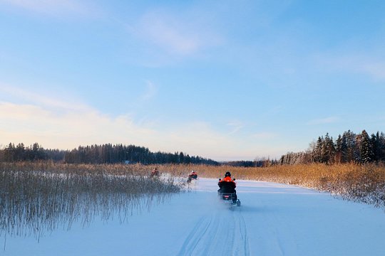Snowmobile Tour And Glass Igloo Experience — photograph 5