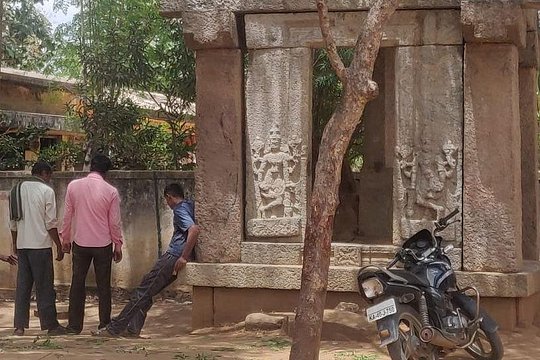 Trek, Temples and Thotas in Devarayanadurga — photo 2