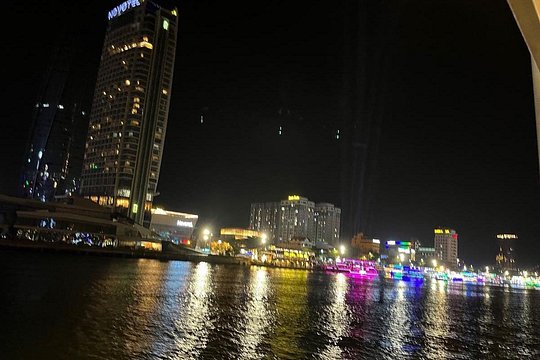Exploring Marble- & Monkey Mountains with Cruise Trip Han River — photograph 5