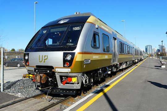 Toronto Express Train Pass to and from Pearson Airport — photograph 5