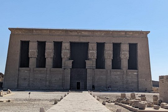 Dendera Temple Day Tour from Luxor — photograph 2