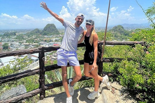 Marble Mountains Monkey Islands and Am Phu Cave Group Tour — billede 2