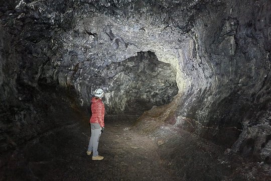 Lava Tunnel & Caving Adventure — photograph 4