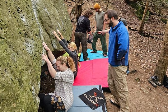 Outdoor Bouldering Workshop — photograph 2