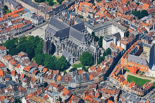 Private Sightseeing Flight over Lille — 사진 3