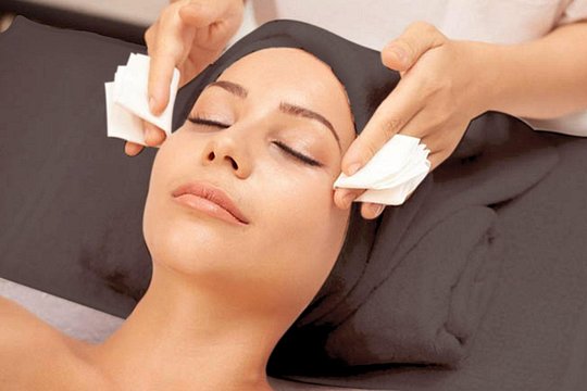 Private Rejuvenating Mask Therapy in Da Nang — Foto 2
