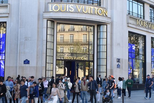 The Champs-Elysées Self-Guided Audio Tour — photograph 3