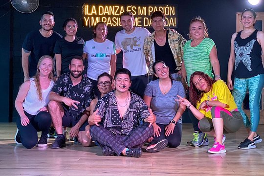 Salsa Dance Night Classes and Live Concert — photograph 3