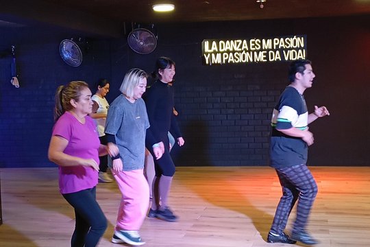 Salsa Dance Night Classes and Live Concert — photograph 5