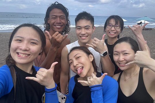 Surfing Lesson in Canggu — photograph 5