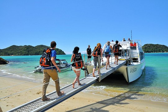 3 Day Abel Tasman Guided Walk — photograph 2
