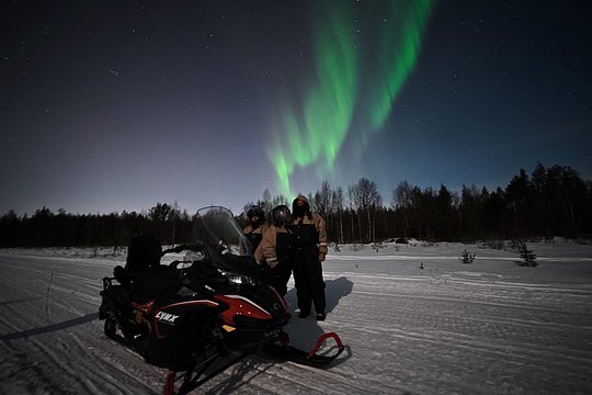 Arctic Aurora Chase by Snowmobile — photograph 2