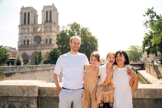 Notre Dame with Guided Tour and Access Options — photograph 4