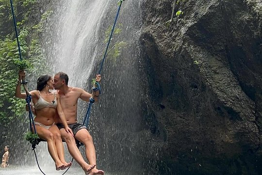 Ubud 4 Waterfall Tour with Private Driver — billede 2
