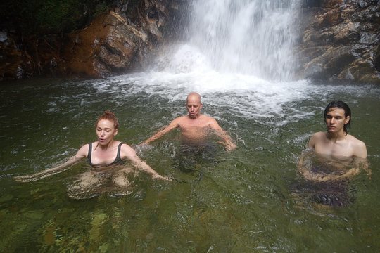 Mindfulness Under the Waterfall Experience — billede 4