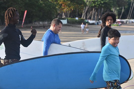 Surf Lessons Ocean Pura Vida — billede 3