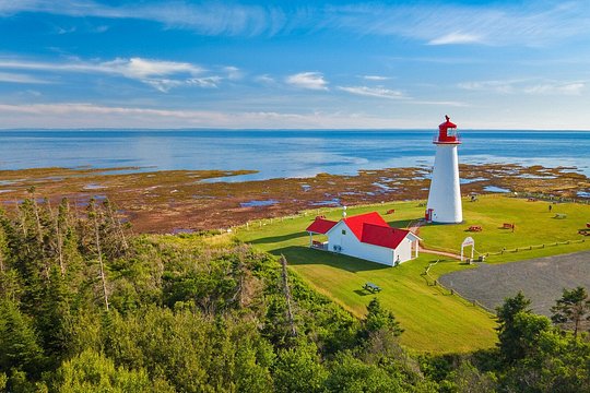 Point Prim Lighthouse and Eastern PEI Coastal Private Tour — photograph 3