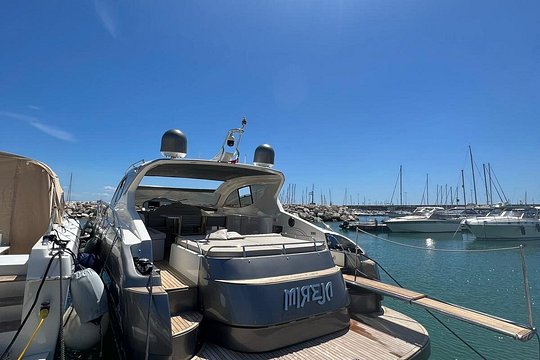 Yacht G50 Wonder Private Excursion — photograph 3