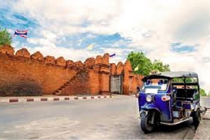 Half day Best of Chiang Mai City by Tuk-Tuk Private tours