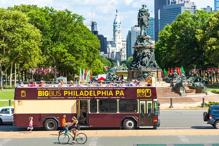 Philadelphia Hop-On Hop-Off Sightseeing Tour by Open-top Bus