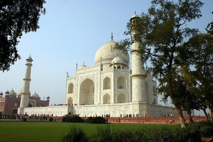 4 Days Delhi , Agra & Jaipur Tour by Private Car & Driver