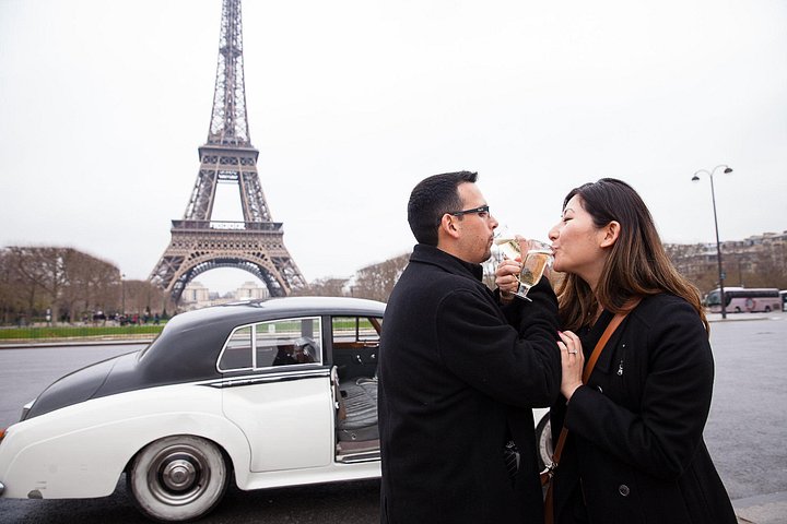 Paris Picturesque Romanic Luxury Vintage Rolls Royce Tour