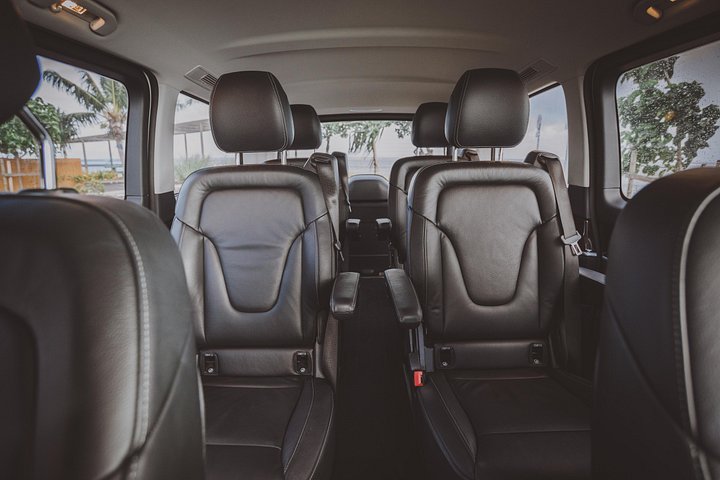 Domestic private transfer, arrival departure, airport hotel cruise rental