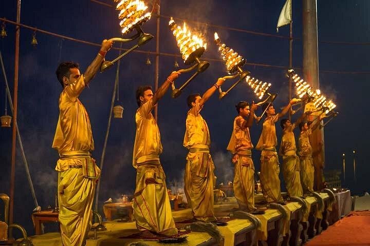 Golden Triangle Tour With Varanasi (3 Star Hotel)