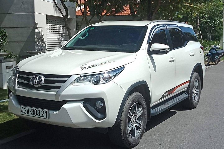 Private Car to Ba Na Hills & Golden Bridge– Come at Your Own Pace