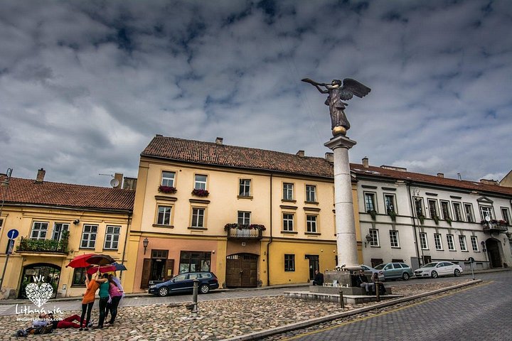 Vilnius Private Tour: Uzupis Republic Walking Tour