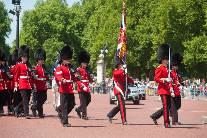 Visite guidée de la relève de la garde au palais de Buckingham