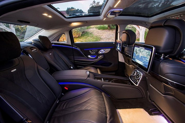 One-Way Private Airport Transfer by Sedan