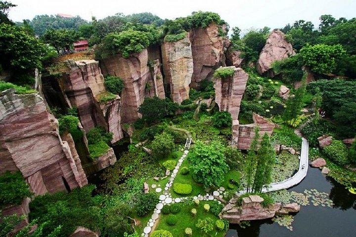 Private DayTour to Lianhua Mountain and Shawan TownfromGuangzhou