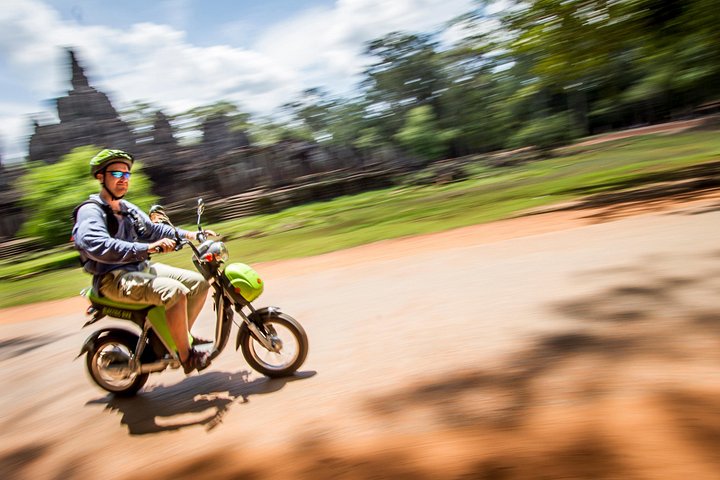Full Day Electric Bike Tour of the Angkor Temples