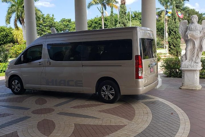 Rose Hall Hotels Private Airport Transfer