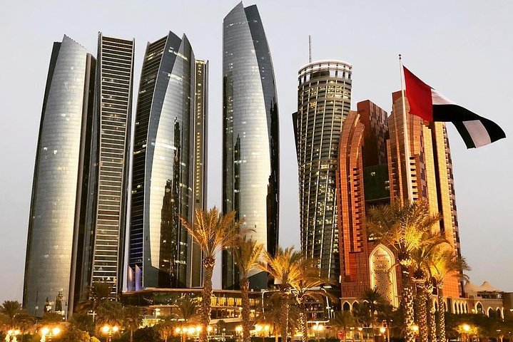 Abu Dhabi Sightseeing Tour from Dubai