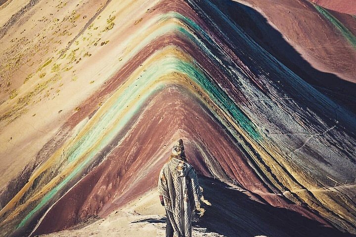 Rainbow Mountain Hike: 1 FULL DAY