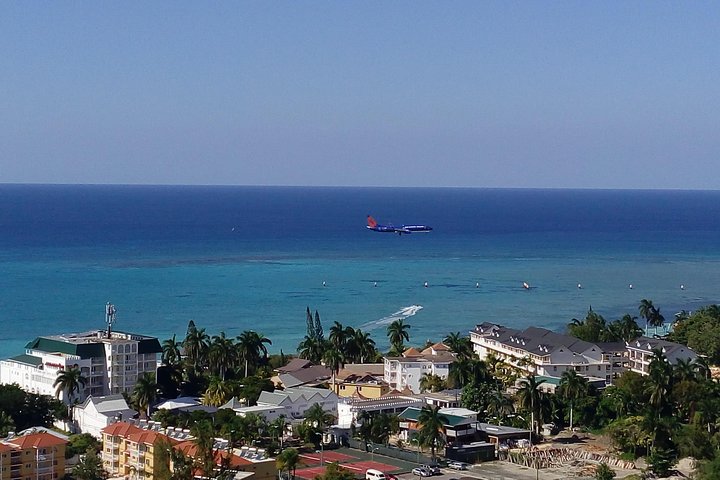Montego Bay - Exclusive Airport/Cruise Port Transfer