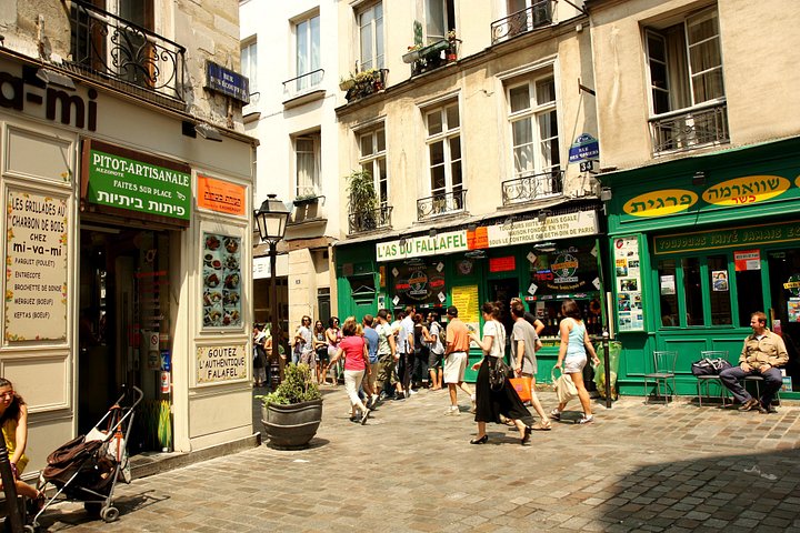 Kid-Friendly Marais: A Self-Guided Audio Tour