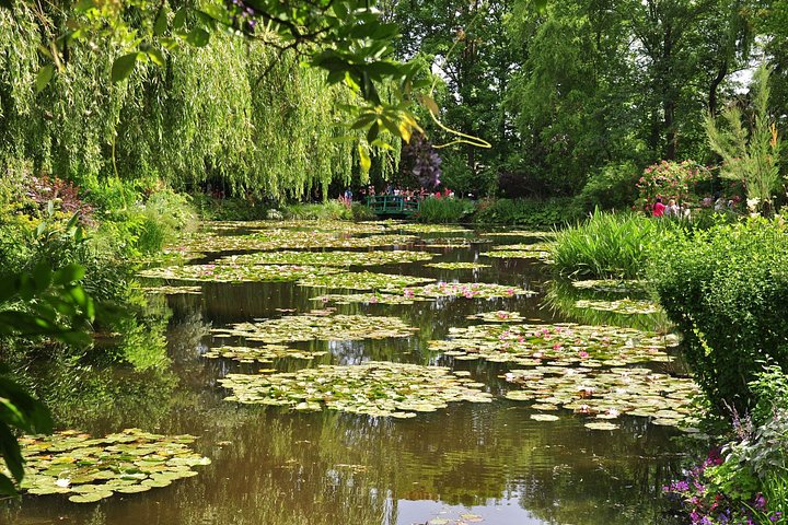 Private Giverny with Minivan