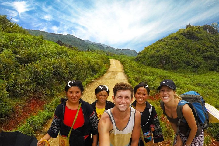 Sapa Private Trekking Through Rice Terraced Fields - 1Day​
