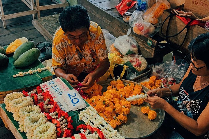 A night at the market