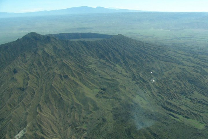 2 Days Tour :Mt.Longonot Hiking TOUR &Hells Gate Bicycle Riding