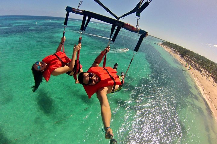 Parasailing Vip From Punta Cana