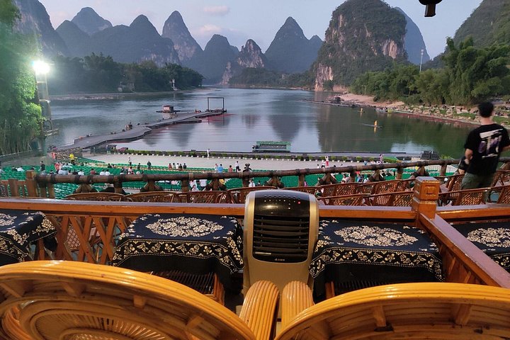 1-Day Li-River Tour: 4 Star boat & Liusanjie Show-President Seat